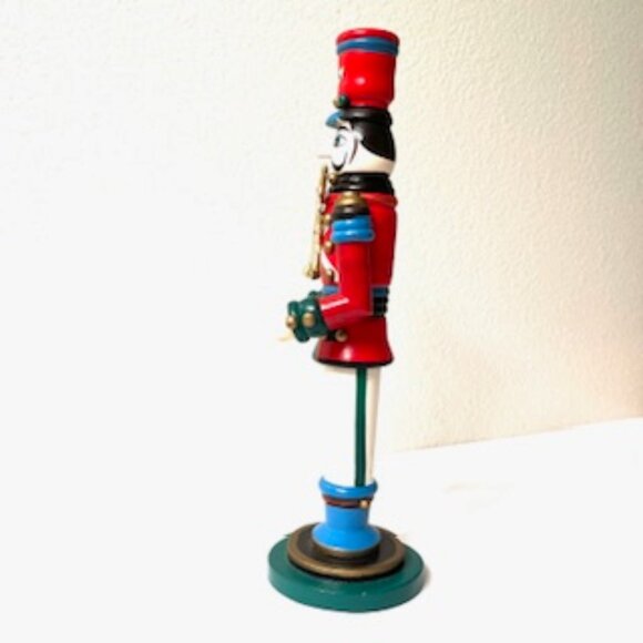 Vintage Wooden Soldier Candle Holder with Box - Picture 5 of 6